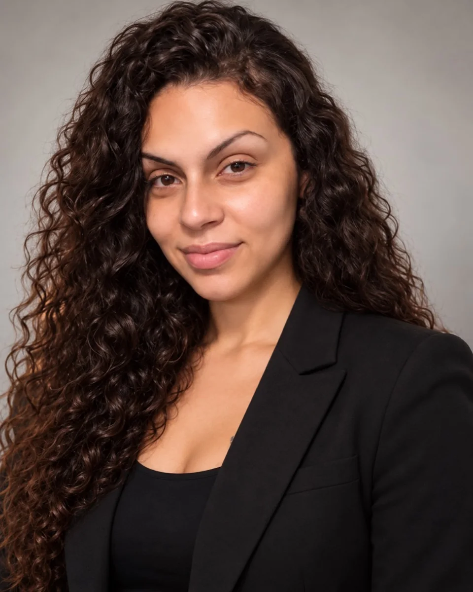 Portrait of Shayla Holmes